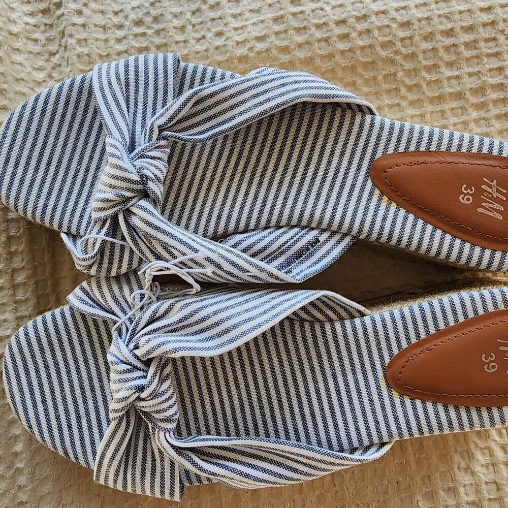 H&m size 39 pinstripes espadrille
